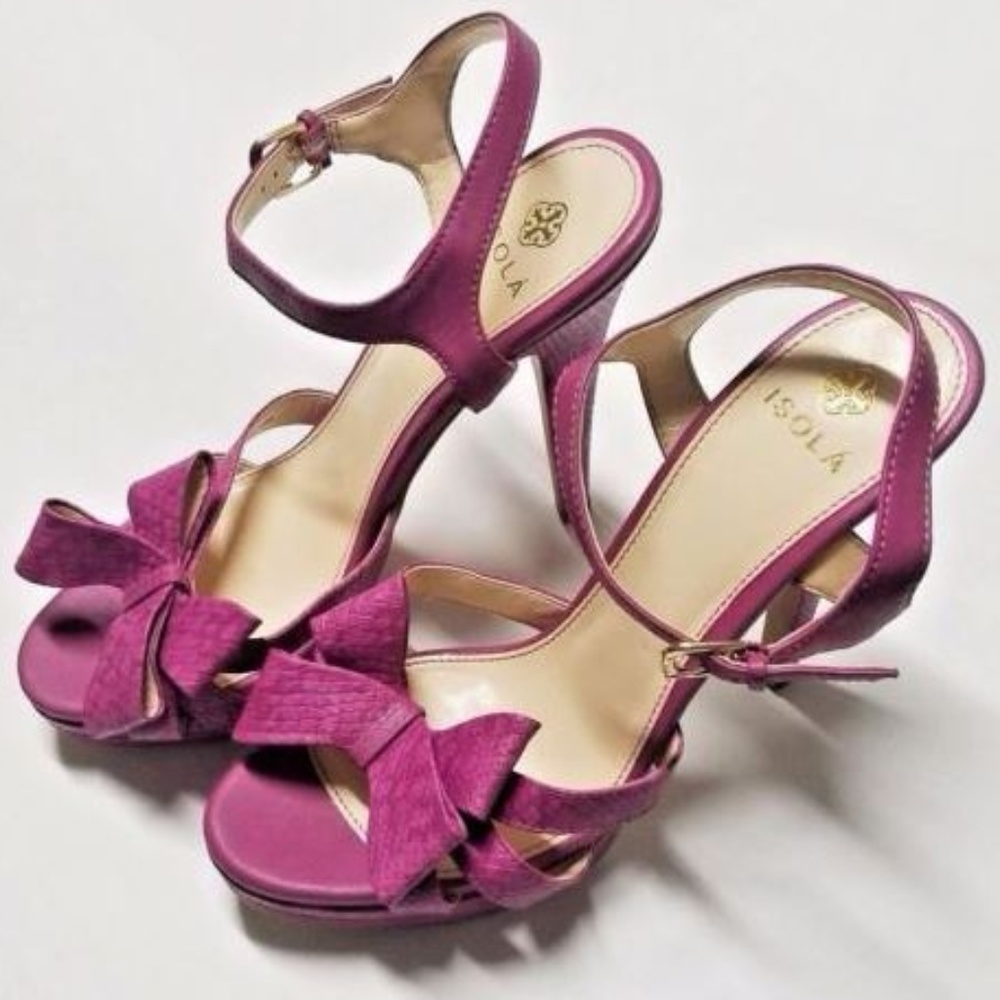 ISOLA Daena Orchid Snake Leather Bow Ankle Strap